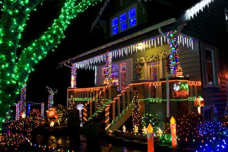 Christmas Lights Hanging in Olathe, KS