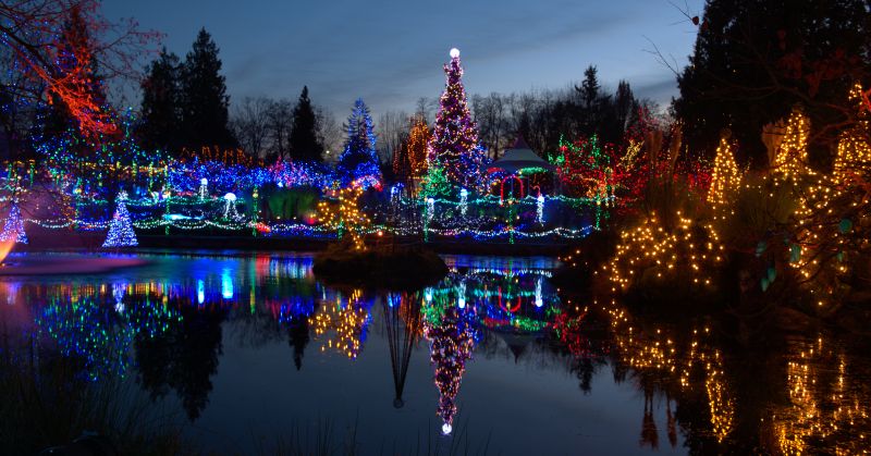 Christmas Lights Hanging in Kansas City, KS