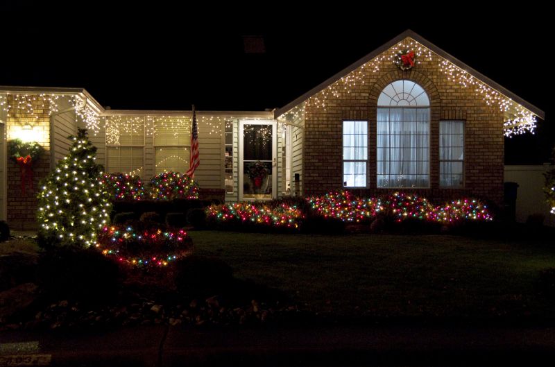 Christmas Lights Hanging in Alpharetta, GA