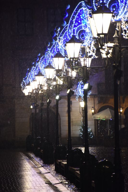 Sidewalk Lighting Installation